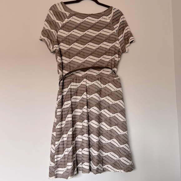 New York & Company Sheath Dress with Belt - Picture 4 of 6